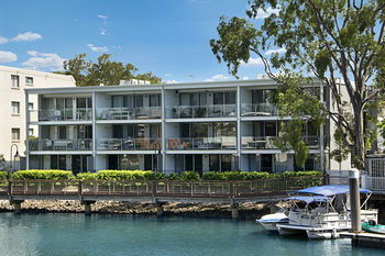 Jacaranda Noosa - Kawana Tourism 57