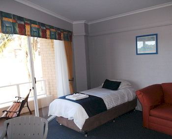 Ulladulla Harbour Motel - Kawana Tourism 2