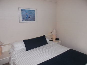 Ulladulla Harbour Motel - Kawana Tourism 6