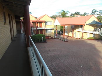 Ulladulla Harbour Motel - Kawana Tourism 7