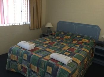Ulladulla Harbour Motel - Kawana Tourism 17