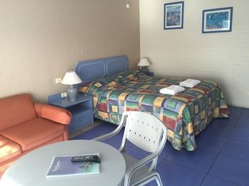 Ulladulla Harbour Motel - Kawana Tourism 36