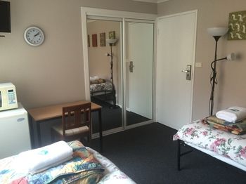 Ulladulla Harbour Motel - Kawana Tourism 46