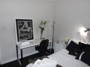 Airport Hotel Sydney - Kawana Tourism 0