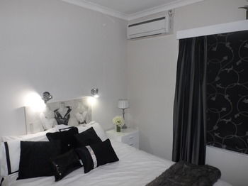 Airport Hotel Sydney - Kawana Tourism 4