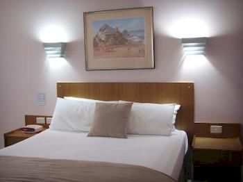 Tamwell Motel And Coffee Lounge - Kawana Tourism 1