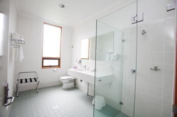 Hunter Valley Hotel Academy - Kawana Tourism 4