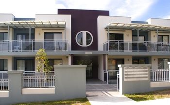 Astina Serviced Apartments - Central - Kawana Tourism 16