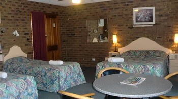 Tooleybuc Motel - Kawana Tourism 10