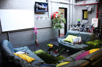 OziHouse Collingwood - Hostel - Kawana Tourism 17