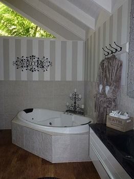 Belle Le Vie - Kawana Tourism 19