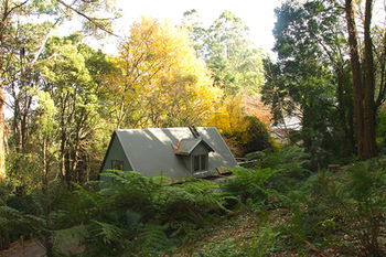 Santosa Cottage - Kawana Tourism 1