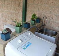 Emerald Apartment - Kawana Tourism