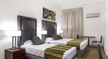 Mercure Maitland Monte Pio - Kawana Tourism 6