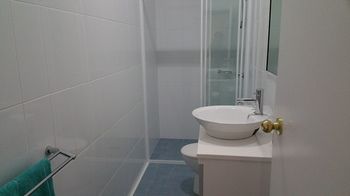 Coppers Hill Private Accommodation - Kawana Tourism 22