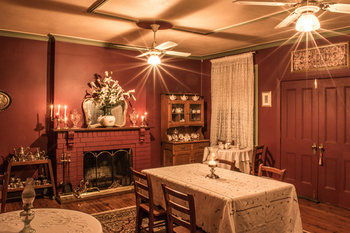Segenhoe Inn Historic Bed & Breakfast - Kawana Tourism 0