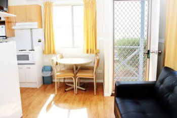 REDHEAD BEACH HOLIDAY PARK - Kawana Tourism 9