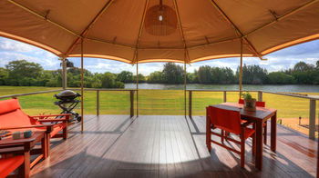 Rivershore Resort - Kawana Tourism 21