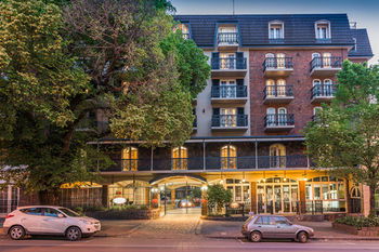 RMIT Village - Kawana Tourism 16