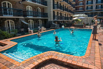 RMIT Village - Kawana Tourism 18