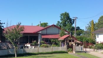 37 Queen Gloucester - Kawana Tourism 4