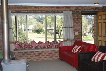 Shady Trees Barrington Holiday House - Kawana Tourism 7
