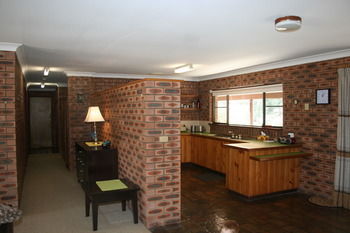 Shady Trees Barrington Holiday House - Kawana Tourism 8