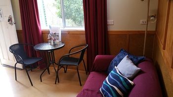 Copeland Cabins - Kawana Tourism 16