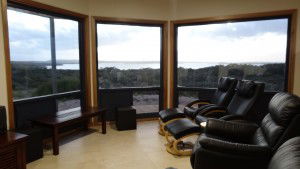Dolphin Holiday House - Kawana Tourism 9
