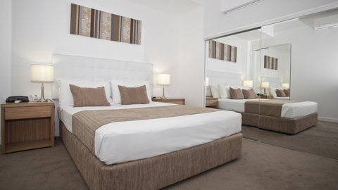 BEST WESTERN Islington Apartments - Kawana Tourism 2