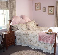 Old Colony Inn Bed and Breakfast  Accommodation - Kawana Tourism