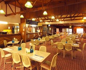 Seabrook Hotel Motel - Kawana Tourism 1