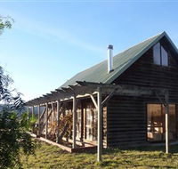 Pinot Cottage on Charles Reuben Estate - Kawana Tourism
