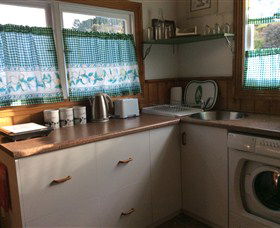 Cygnet's Secret Garden - Boutique Bed And Breakfast - Kawana Tourism 5