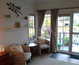 Hillside Bed And Breakfast - Kawana Tourism 1