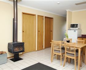 Bruny Island Explorers Cottages - Kawana Tourism 3