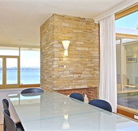 Riverfront Motel  Villas - Kawana Tourism