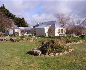 Lakeview Cottage - Kawana Tourism 1