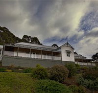 House on the Hill Bed and Breakfast - Kawana Tourism