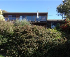 Lake Eckersley Campground - Kawana Tourism 1