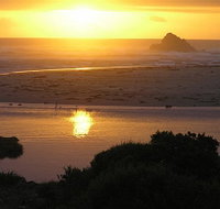 Arthur River Beach House - Kawana Tourism
