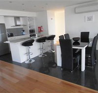 Tuckers Rocks Cottage - Kawana Tourism