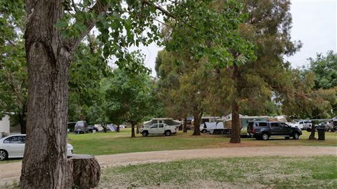 Valley View Caravan Park - Kawana Tourism 0