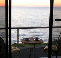 Clifftop Accommodation Portland Victoria - Kawana Tourism