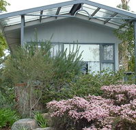 Blue Waters Cottages for Two - Kawana Tourism