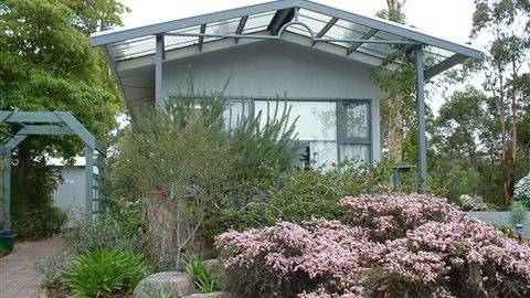 Blue Waters Cottages For Two - Kawana Tourism 0
