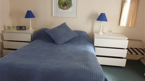 Blue Waters Cottages For Two - Kawana Tourism 1