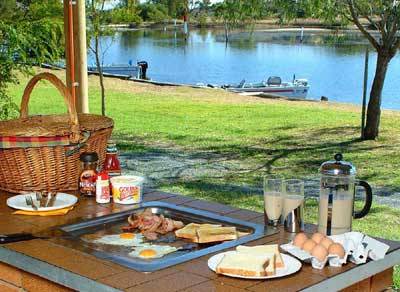 BIG4 Forster-Tuncurry Great Lakes Holiday Park - Kawana Tourism 1