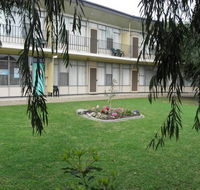 Capri Lodge Apartments - Kawana Tourism