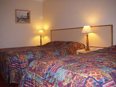 Club Motel - Kawana Tourism 3